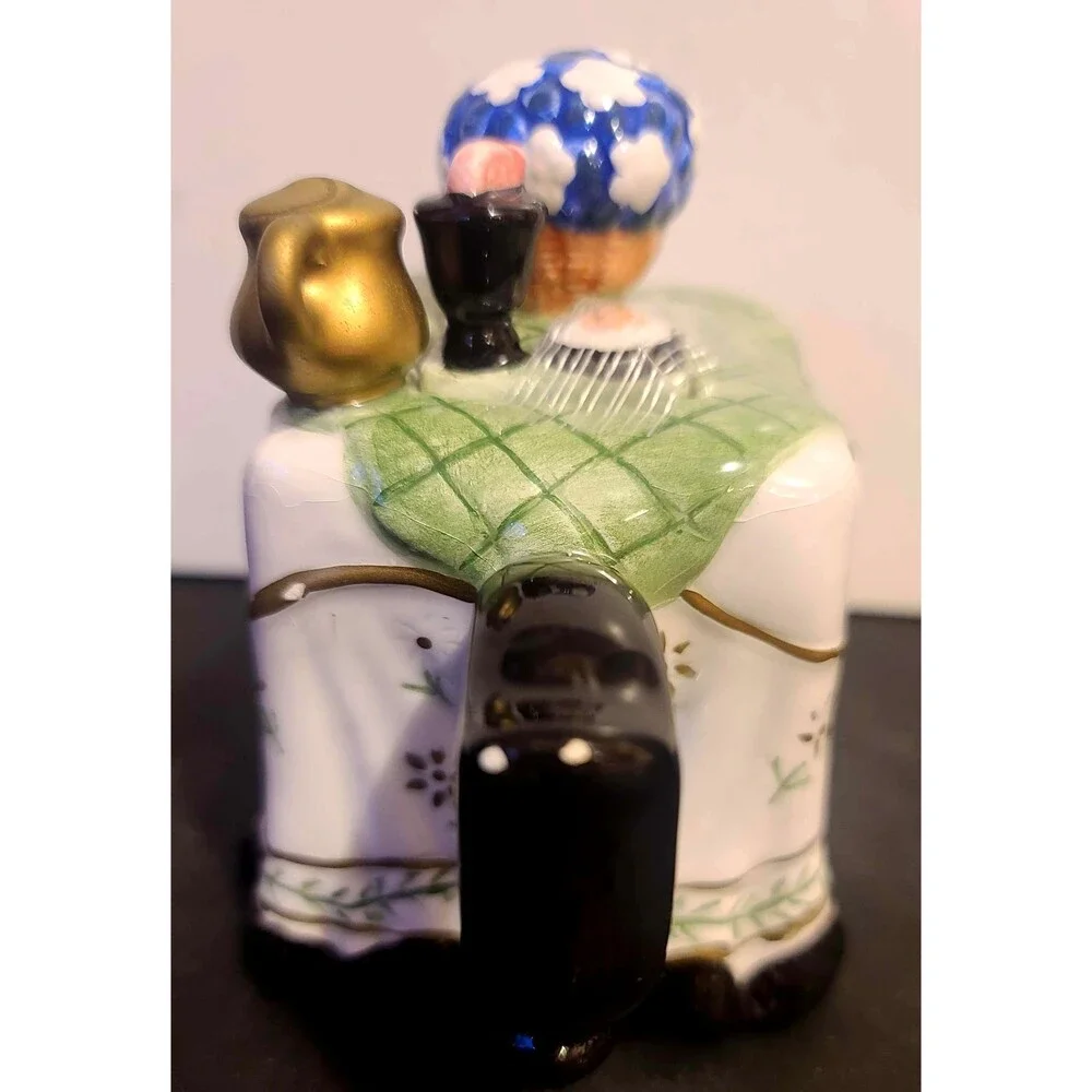 Houston Harvest Ceramic Teapot Tea‎ Time Table With Flowers